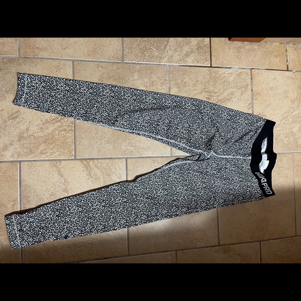 Nike leggings